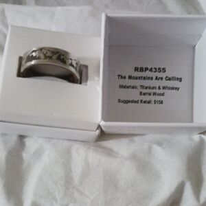 The Mountains Are Calling With This Capturting Mens Ring.